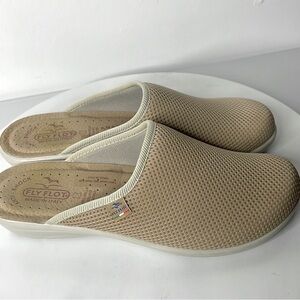 Fly Flot Sz 41 - 9.5 lite weight leather- soft fabric slipon Shoe made In Italy